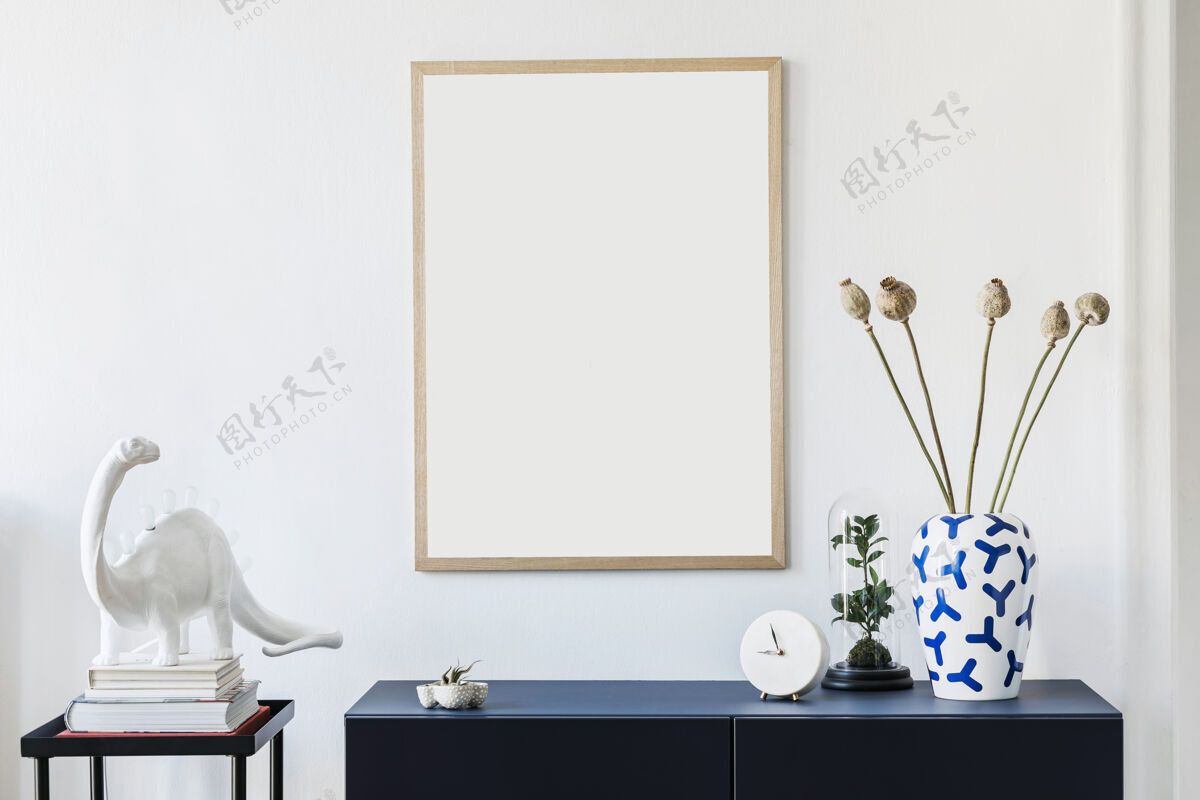 商品大厅\/客厅内部设计的时尚组合 带框架 深蓝色马桶和配件白色墙壁房子时尚白色