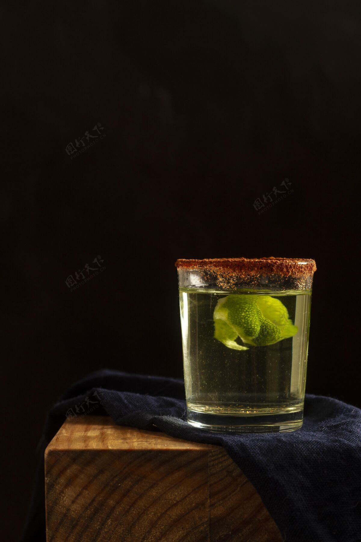 酒精美味的mezcal饮料成分玻璃分类成分