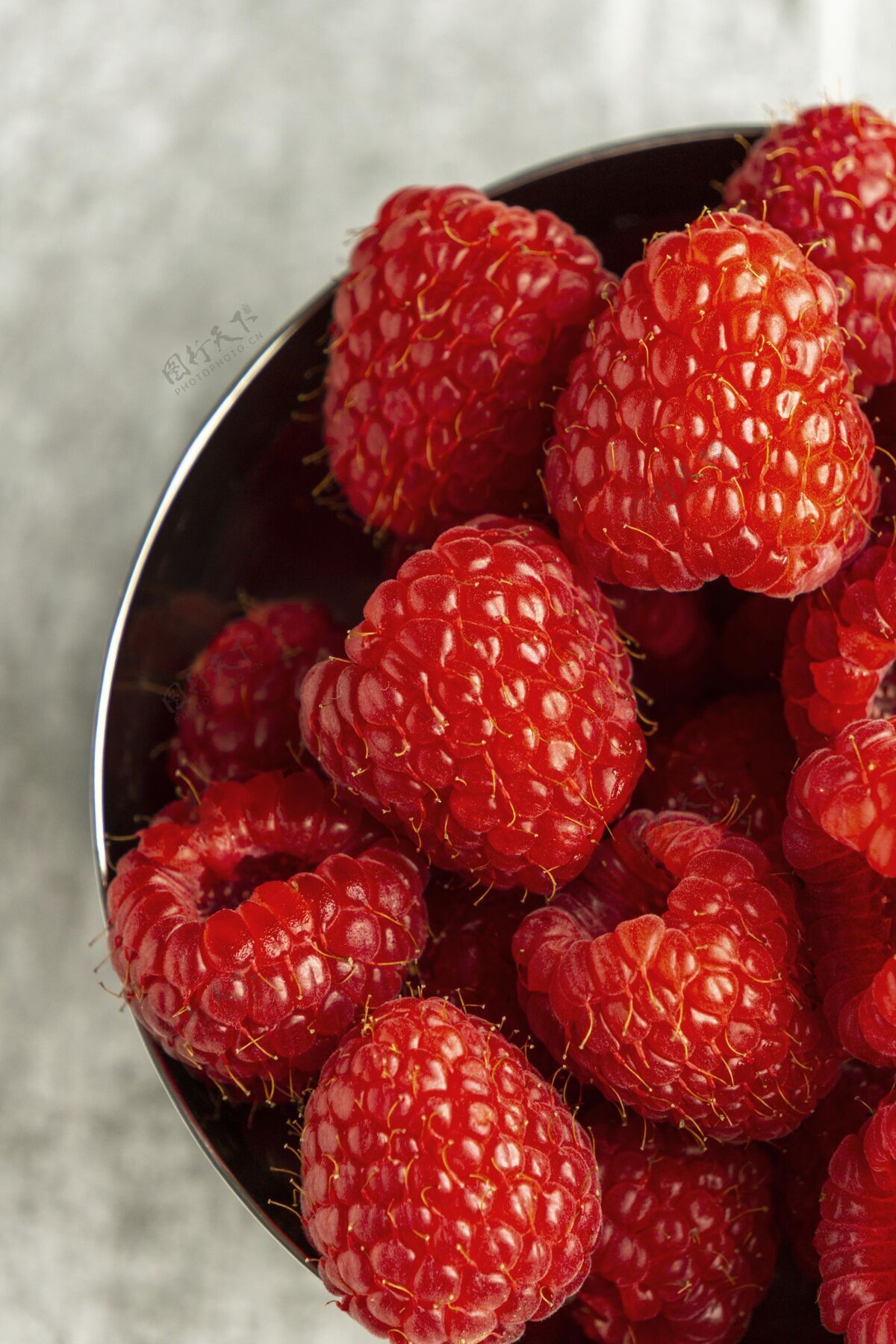 水果顶视图树莓排列覆盆子垂直美味