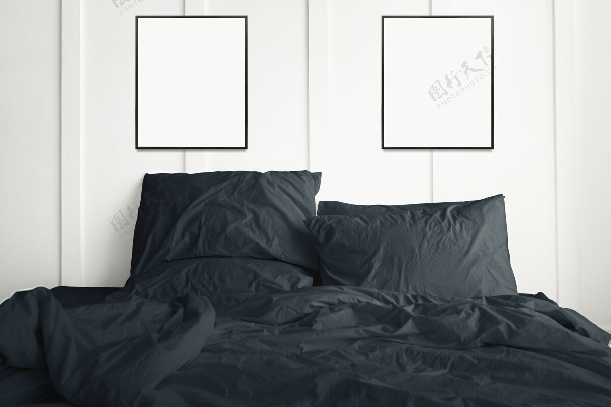 舒适一张深绿色的床上挂着空白的相框睡眠房间清洁